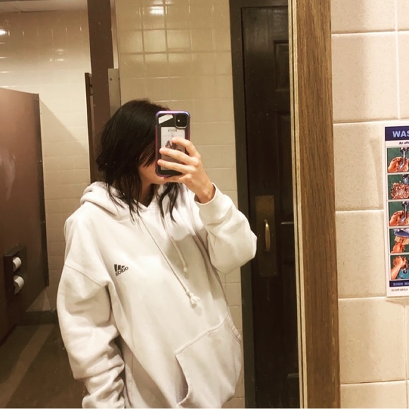 Meet your Posher, Ruby - Picture 1 of 1